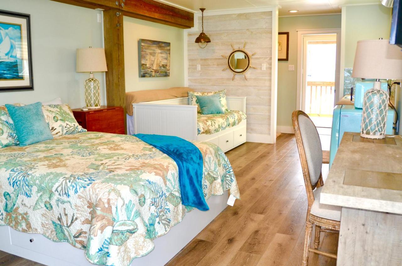 Waterfront Guesthouse On Key Allegro/Little Bay With Dock Rockport Exterior photo