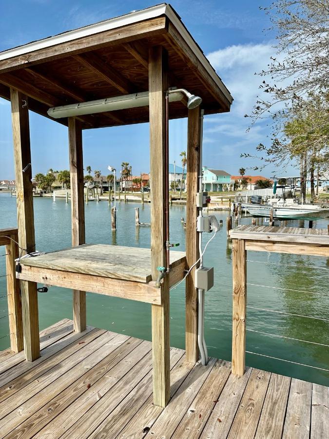 Waterfront Guesthouse On Key Allegro/Little Bay With Dock Rockport Exterior photo
