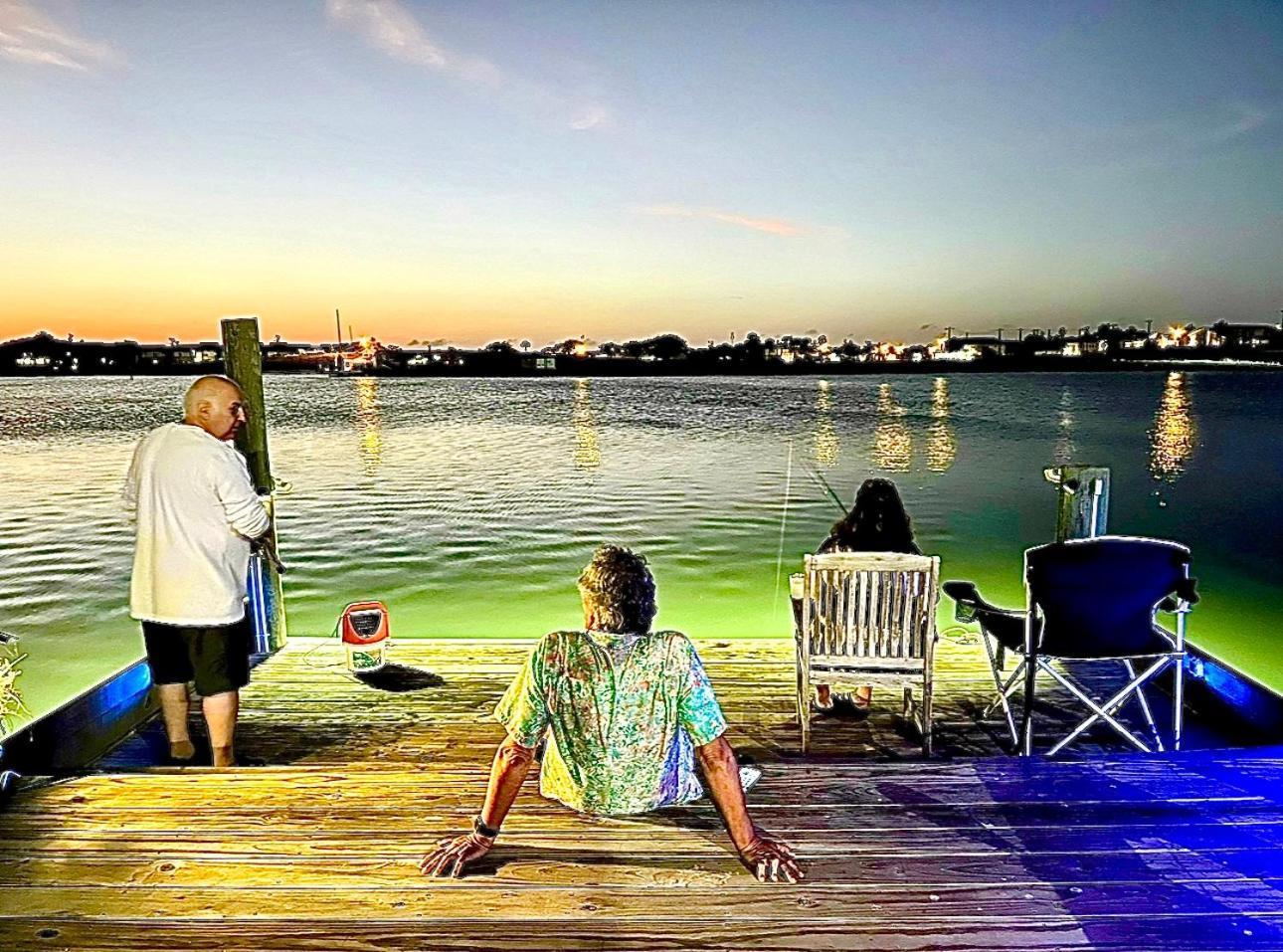 Waterfront Guesthouse On Key Allegro/Little Bay With Dock Rockport Exterior photo